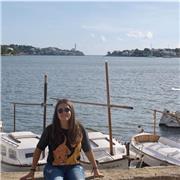 Imparto clases de música, más concretamente de percusión, batería y lenguaje musical, aunque siempre me adapto a las necesidades del alumno